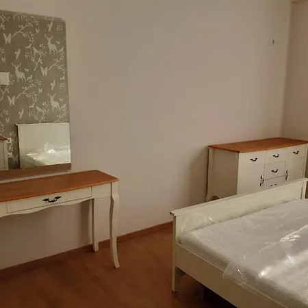 Apartament * Τίρανα