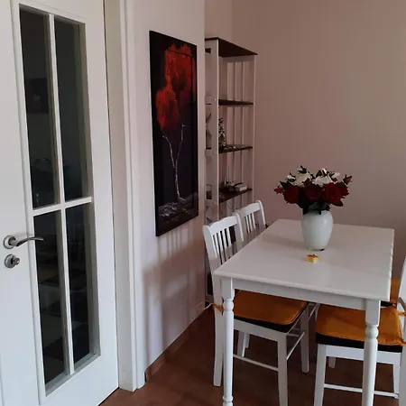 Apartament * Τίρανα